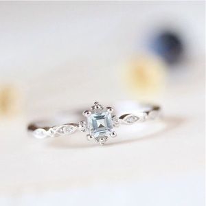 Sterling Silver & Ocean Blue Crystal Ring🎄